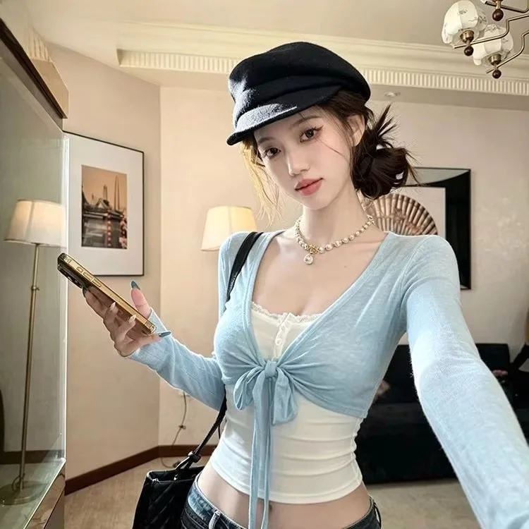 Two Piece Sets Women Sexy Bandage Long Sleeve Cropped Cardigan Halter Vest Spicy Girl Slim Y2k Aesthetic Suits
Two Piece Sets Women Sexy Bandage Long Sleeve Cropped Cardigan Halter Vest Spicy Girl Slim Y2k Aesthetic Suits