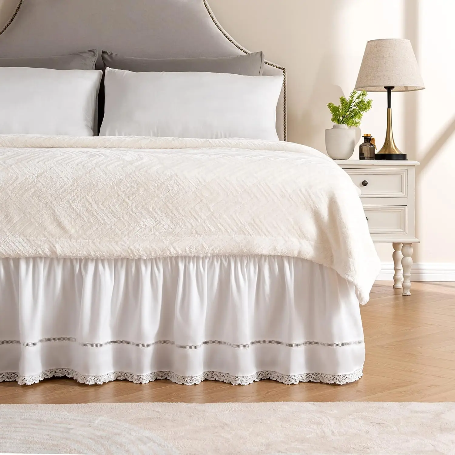 Elegant Lace Bed Skirt with Adjustable Belts, Elastic Dust Ruffle for King/Queen Beds, Machine Washable in Floral White
Elegant Lace Bed Skirt with Adjustable Belts, Elastic Dust Ruffle for King/Queen Beds, Machine Washable in Floral White