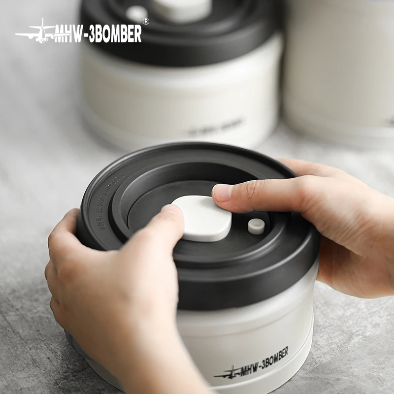 MHW-3BOMBER Coffee & Food Manual Vacuum Storage Canister Airtight Container Portable Camping Tool Delicate Kitchen Accessories
MHW-3BOMBER Coffee & Food Manual Vacuum Storage Canister Airtight Container Portable Camping Tool Delicate Kitchen Accessories