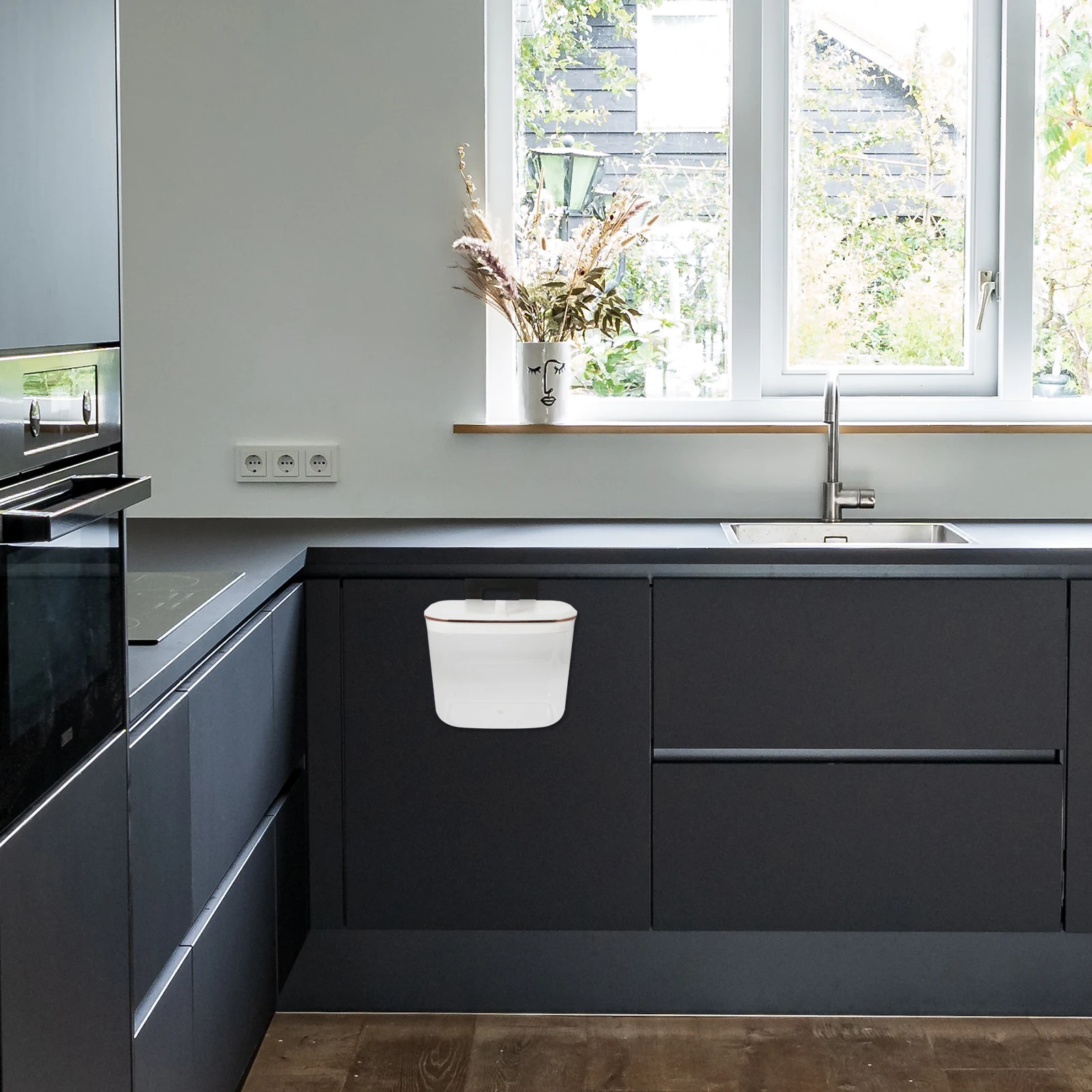 Hanging Trash Can With Lid Kitchen Garbage Container Premium Material For Cabinet Door Storage Under 0.95 Inch Thick
Hanging Trash Can With Lid Kitchen Garbage Container Premium Material For Cabinet Door Storage Under 0.95 Inch Thick