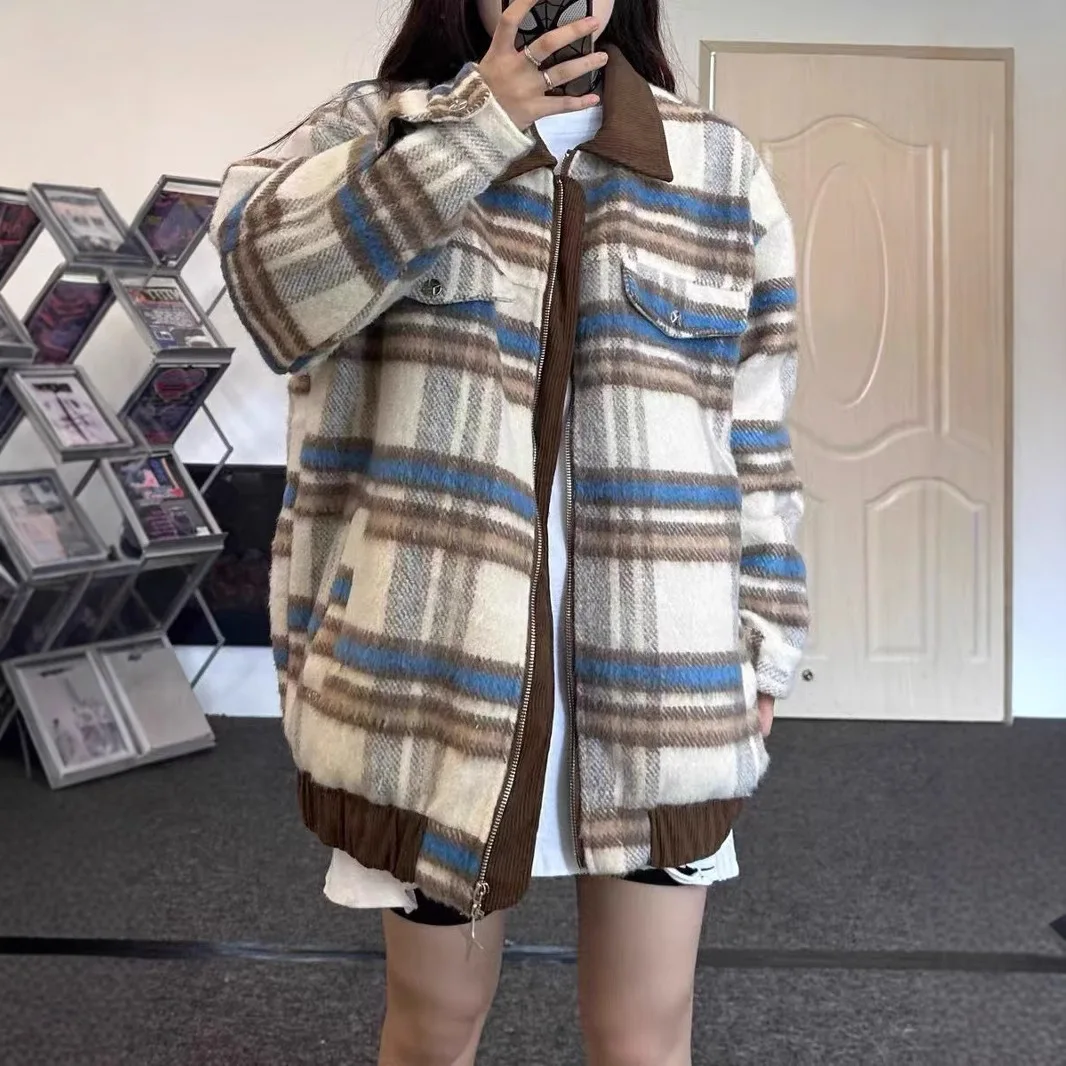 Women's 2025 New Loose Fit Casual Oversized Blazer Style Plaid Wool Coat with High-End Feel Jacket
Women's 2025 New Loose Fit Casual Oversized Blazer Style Plaid Wool Coat with High-End Feel Jacket
