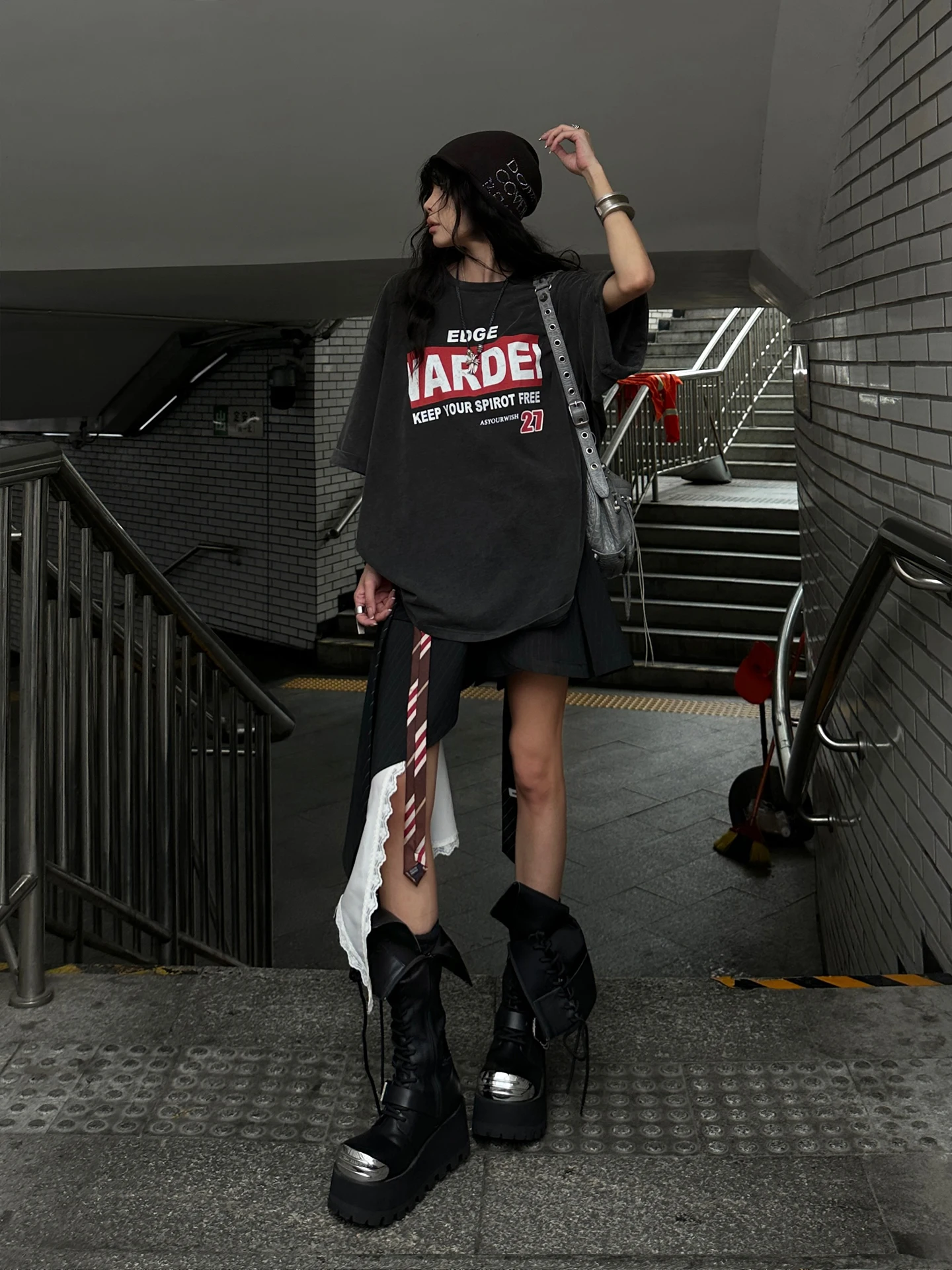 Warden Sweet Korean Sle Mid-Sve T-irt Pure Cotton round Ne Loose Fit Printed Casual Top for Women
Warden Sweet Korean Sle Mid-Sve T-irt Pure Cotton round Ne Loose Fit Printed Casual Top for Women