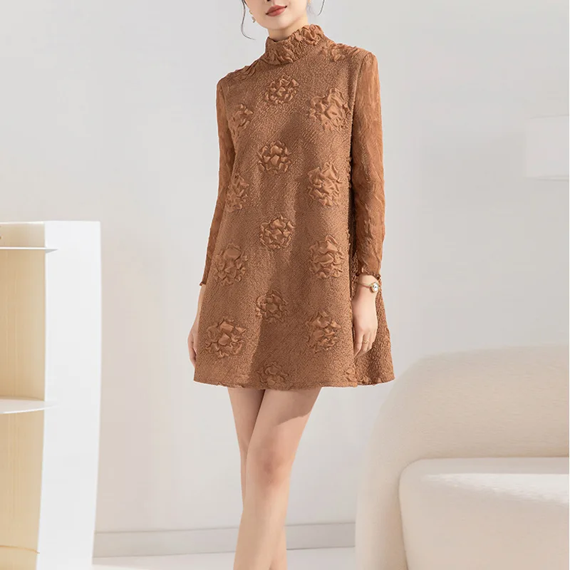 Autumn and Winter New Women's 2023 Long sleeved Half High Neck Dress Loose and Fashionable Bottom Mid length Elegant Dresses
Autumn and Winter New Women's 2023 Long sleeved Half High Neck Dress Loose and Fashionable Bottom Mid length Elegant Dresses