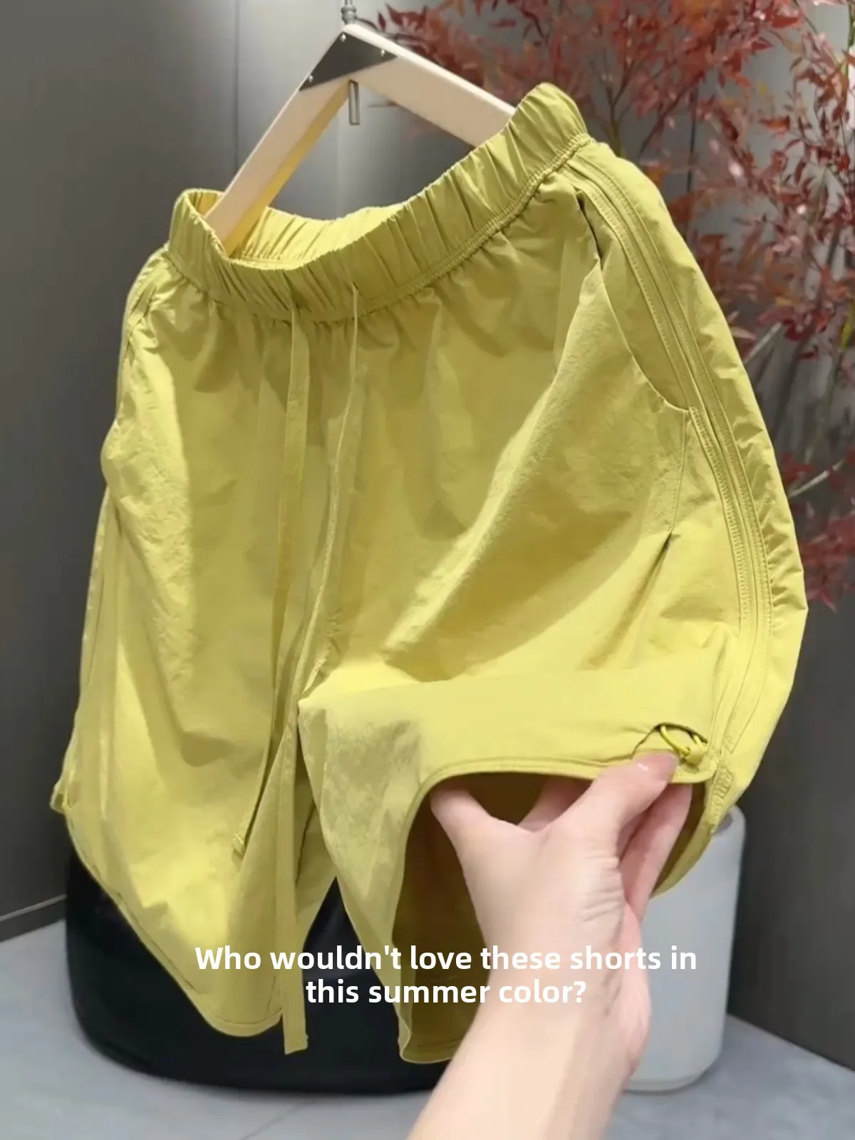 Summer Casual Candy Color Line Sensation Loose Breathable Five-Quarter Beach Shorts Men Women Fashionable Versatile Shorts
Summer Casual Candy Color Line Sensation Loose Breathable Five-Quarter Beach Shorts Men Women Fashionable Versatile Shorts
