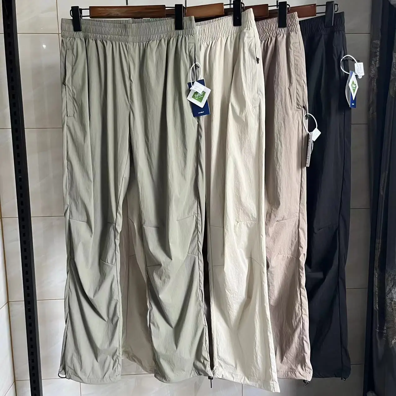 Летние брюки-парашюты из водоотталкивающей ткани, 3D-версия, эластичные рабочие брюки, длинные повседневные брюки прямого кроя, молодежные...
Летние брюки-парашюты из водоотталкивающей ткани, 3D-версия, эластичные рабочие брюки, длинные повседневные брюки прямого кроя, молодежные...