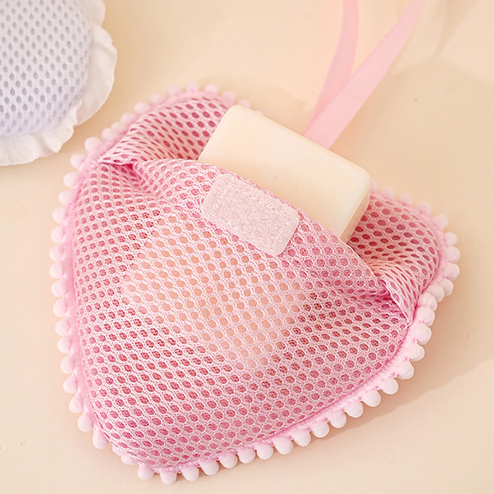 Cloud/Heart Shape Soap Mesh Pouch With Lanyard Fast Foaming Shower Travel Holder Net Bath Flower Scrubbing Bathroom Accessories
Cloud/Heart Shape Soap Mesh Pouch With Lanyard Fast Foaming Shower Travel Holder Net Bath Flower Scrubbing Bathroom Accessories