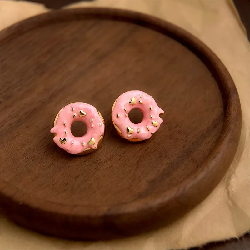 New Donut Earrings Girlish Fresh Sweet Enamel Glaze Dessert Earrings Women Cute Ear Jewelry Ear Pins & Clip-on Earrings
New Donut Earrings Girlish Fresh Sweet Enamel Glaze Dessert Earrings Women Cute Ear Jewelry Ear Pins & Clip-on Earrings