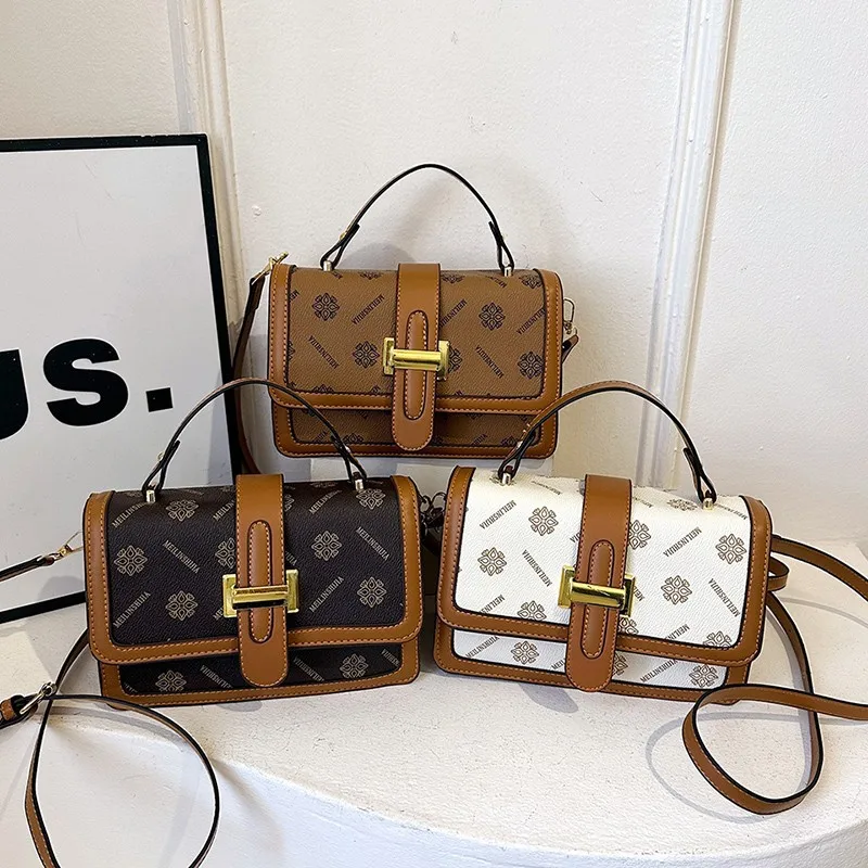 2025 Luxury Designer Bag for Women - Trendy Letter Print Tote with Adjustable Strap, Stylish Shoulder & Crossbody Purse
2025 Luxury Designer Bag for Women - Trendy Letter Print Tote with Adjustable Strap, Stylish Shoulder & Crossbody Purse