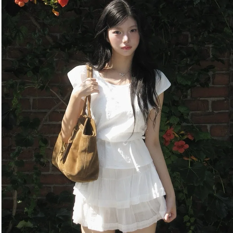 Summer Anti-Aging Retro Design Sense Elegance Fashion Casual round Neck Waist-Cinching Rope Shirt Women's Fashion Top
Summer Anti-Aging Retro Design Sense Elegance Fashion Casual round Neck Waist-Cinching Rope Shirt Women's Fashion Top