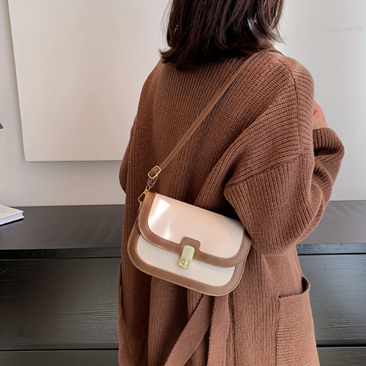 Vintage Crossbody Bag, Retro Flap Shoulder Bag, Womens Fashion Handbag & Purse Washbag Dust bag for handbag Straw bag Traveling
Vintage Crossbody Bag, Retro Flap Shoulder Bag, Womens Fashion Handbag & Purse Washbag Dust bag for handbag Straw bag Traveling