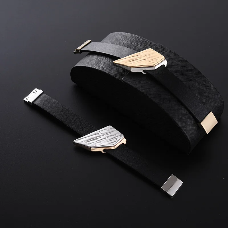 Kaseakia Irregular Metal Chunky Leater Rope Charm Bracelets for Women 
Kaseakia Irregular Metal Chunky Leater Rope Charm Bracelets for Women