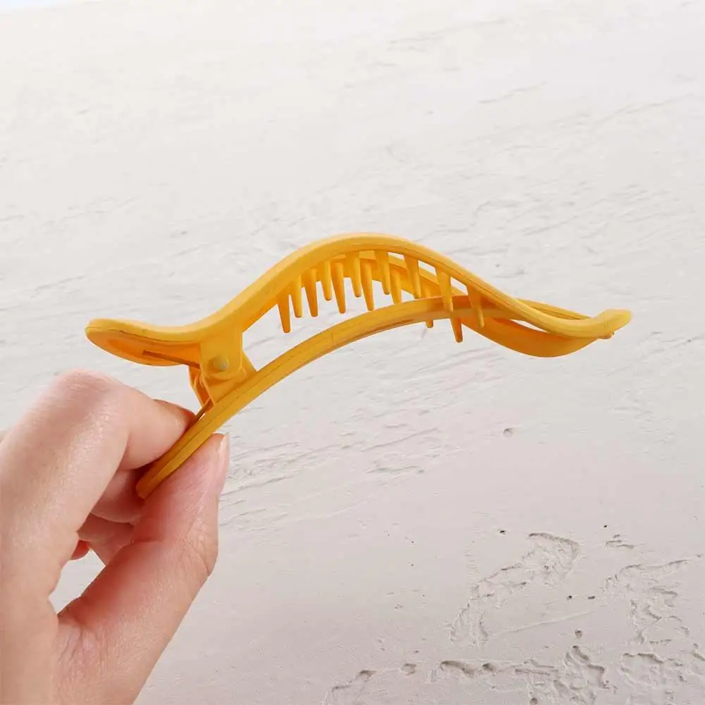 Large Simple Matte Seamless Candy Color Girls Hair Claw Plastic Duckbill Clip Face Wash Hairpin
Large Simple Matte Seamless Candy Color Girls Hair Claw Plastic Duckbill Clip Face Wash Hairpin