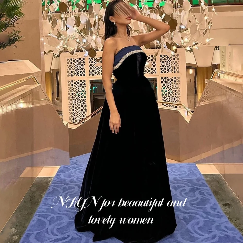 NFYN Black Elegant Sequins Formal Gown Sleeveless Backless Prom Dress Velvet A-Line Evening Dresses for Woman 프롬 드레스 Customized
NFYN Black Elegant Sequins Formal Gown Sleeveless Backless Prom Dress Velvet A-Line Evening Dresses for Woman 프롬 드레스 Customized