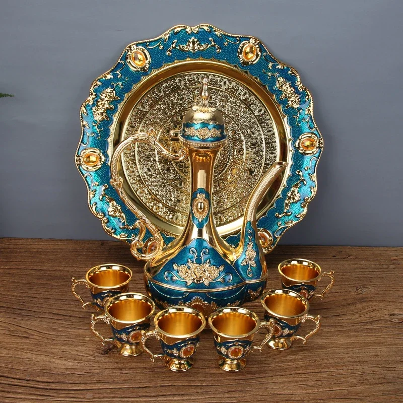 PEANDIM Gold European Wine Set Luxury Tea Set Hotel Home Table Decoration Zinc Alloy Bar Sets 1 set = 1 Plate+ 1 Pot+ 6 cups
PEANDIM Gold European Wine Set Luxury Tea Set Hotel Home Table Decoration Zinc Alloy Bar Sets 1 set = 1 Plate+ 1 Pot+ 6 cups