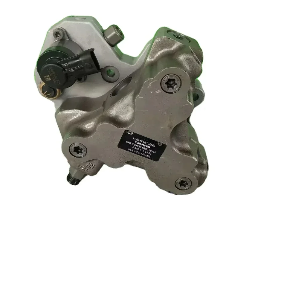 CP3 Common Rail PUMP 0445010244 0 445 010 244 A6420701201 forMercedes benz W212 350cdi
CP3 Common Rail PUMP 0445010244 0 445 010 244 A6420701201 forMercedes benz W212 350cdi