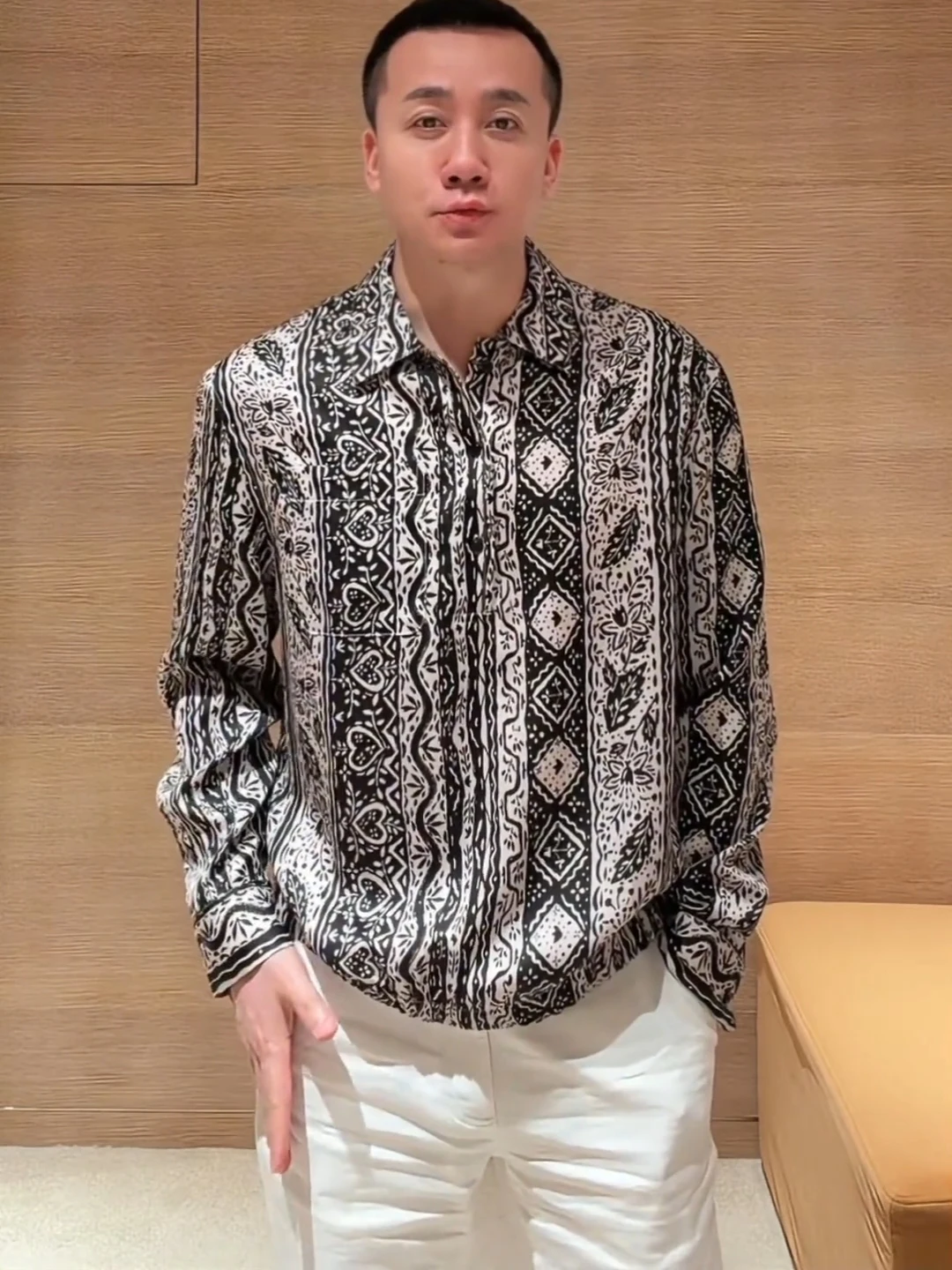 High Quality Long Sleeve Men's Shirt Spring Summer New Style Business Casual Versatile Personality Premium Quality Handsome
High Quality Long Sleeve Men's Shirt Spring Summer New Style Business Casual Versatile Personality Premium Quality Handsome