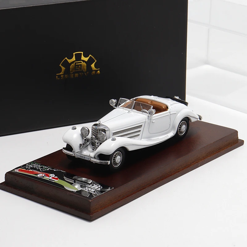 Винтажный автомобиль Liberty 1:64 — Benz Convertible — винтажная классическая модель автомобиля Mercedes 500K
Винтажный автомобиль Liberty 1:64 — Benz Convertible — винтажная классическая модель автомобиля Mercedes 500K