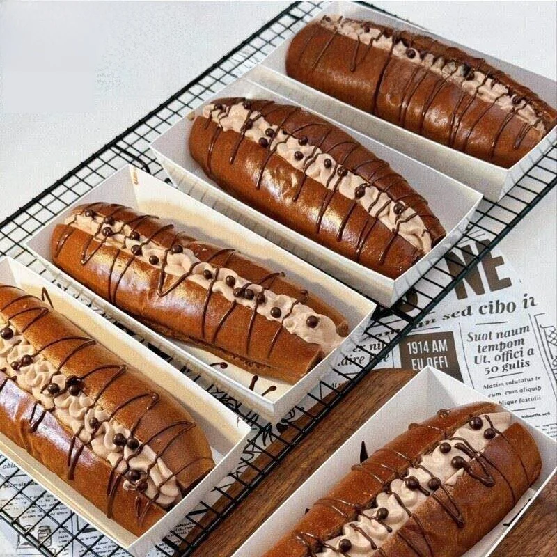 Disposable Baking Rectangular White Kraft Paper Box Cream Hot Dog Packaging Box Pastry Shop Kitchen Use
Disposable Baking Rectangular White Kraft Paper Box Cream Hot Dog Packaging Box Pastry Shop Kitchen Use