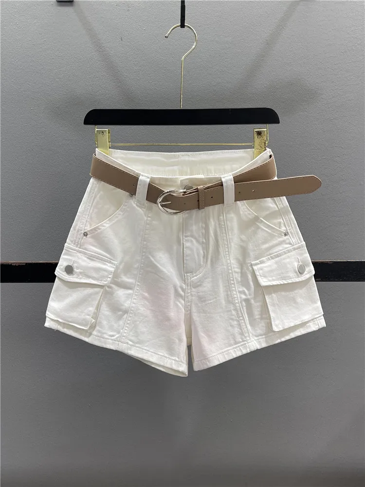 White 3D Pocket Casual Wide Leg Jeans Shorts Women's Summer Loose Fit High Waist Cotton Stretch Denim Zipper Closure Color
White 3D Pocket Casual Wide Leg Jeans Shorts Women's Summer Loose Fit High Waist Cotton Stretch Denim Zipper Closure Color