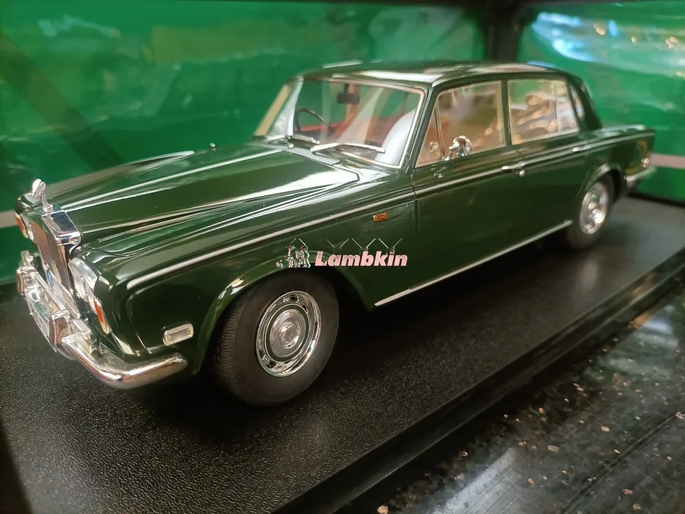 Cult 1/18 For Rolls Royce Silver Shadow 1975 Classic Limousine Model Collectible Gift Miniature
Cult 1/18 For Rolls Royce Silver Shadow 1975 Classic Limousine Model Collectible Gift Miniature
