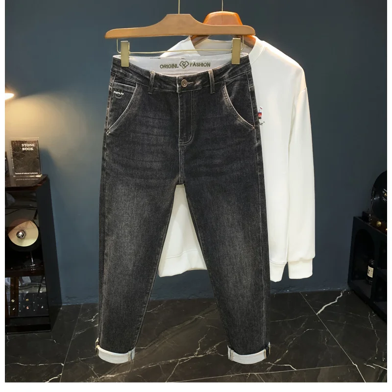 Потертые черные джинсы, мужские осенние трендовые новые эластичные мужские брюки с вышивкой, маленькие брюки
Потертые черные джинсы, мужские осенние трендовые новые эластичные мужские брюки с вышивкой, маленькие брюки