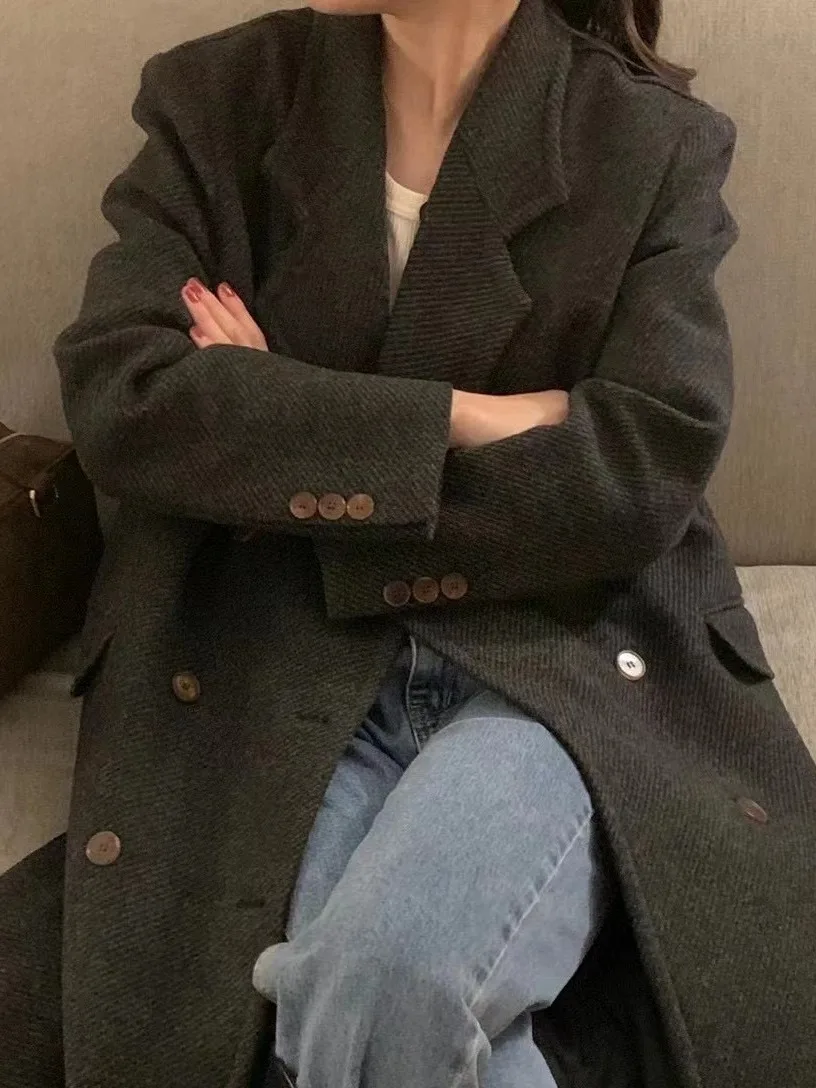 Retro Tweed Suit Collar Double Button Loose Women's Coat Chic Woolen Outerwear Trendy Long Sve Color Commute Sle
Retro Tweed Suit Collar Double Button Loose Women's Coat Chic Woolen Outerwear Trendy Long Sve Color Commute Sle