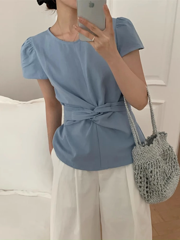 Шикарный летний облегающий круглый дизайн Ne Cross Tie Design ort Sve irt Женский модный универсальный корейский Sle Busin Casual
Шикарный летний облегающий круглый дизайн Ne Cross Tie Design ort Sve irt Женский модный универсальный корейский Sle Busin Casual