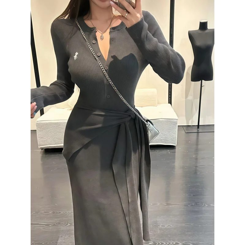 Gray Ribbed Knit Dress With Half-Open Collar, Buttoned Waist,, Long Skirt With Tie And Shawl, Bodycon Dress
Gray Ribbed Knit Dress With Half-Open Collar, Buttoned Waist,, Long Skirt With Tie And Shawl, Bodycon Dress