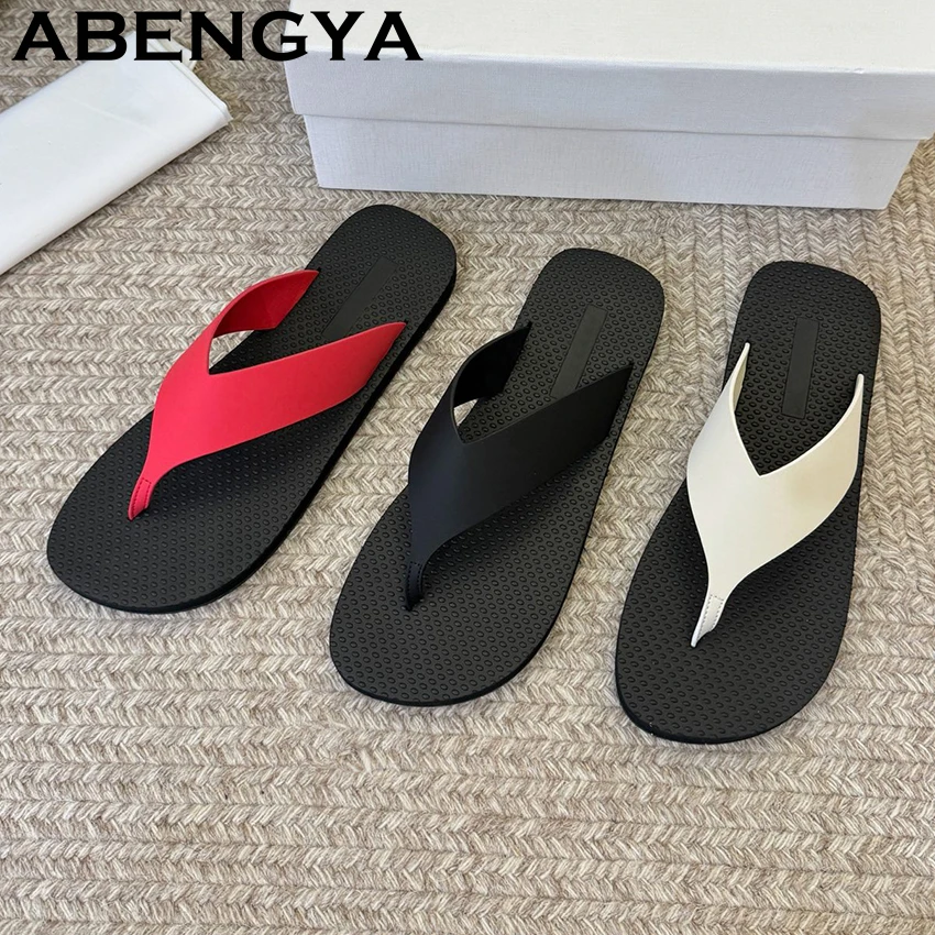 2026 Summer New Open Toe Flat Slippers Women Thick Sole Flip Flops Casual Outdoor Bohemian Holiday Beach Shoes Flat Mules Female
2026 Summer New Open Toe Flat Slippers Women Thick Sole Flip Flops Casual Outdoor Bohemian Holiday Beach Shoes Flat Mules Female