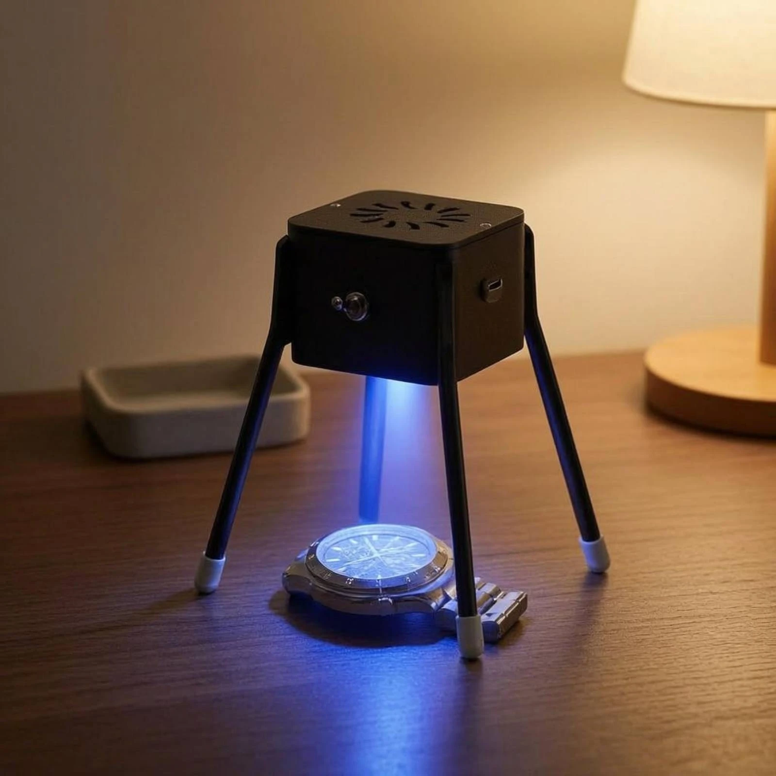 Watch Repair Lamp Compact Curing Lamp Vented Four-Leg Base for Watchmakers
Watch Repair Lamp Compact Curing Lamp Vented Four-Leg Base for Watchmakers