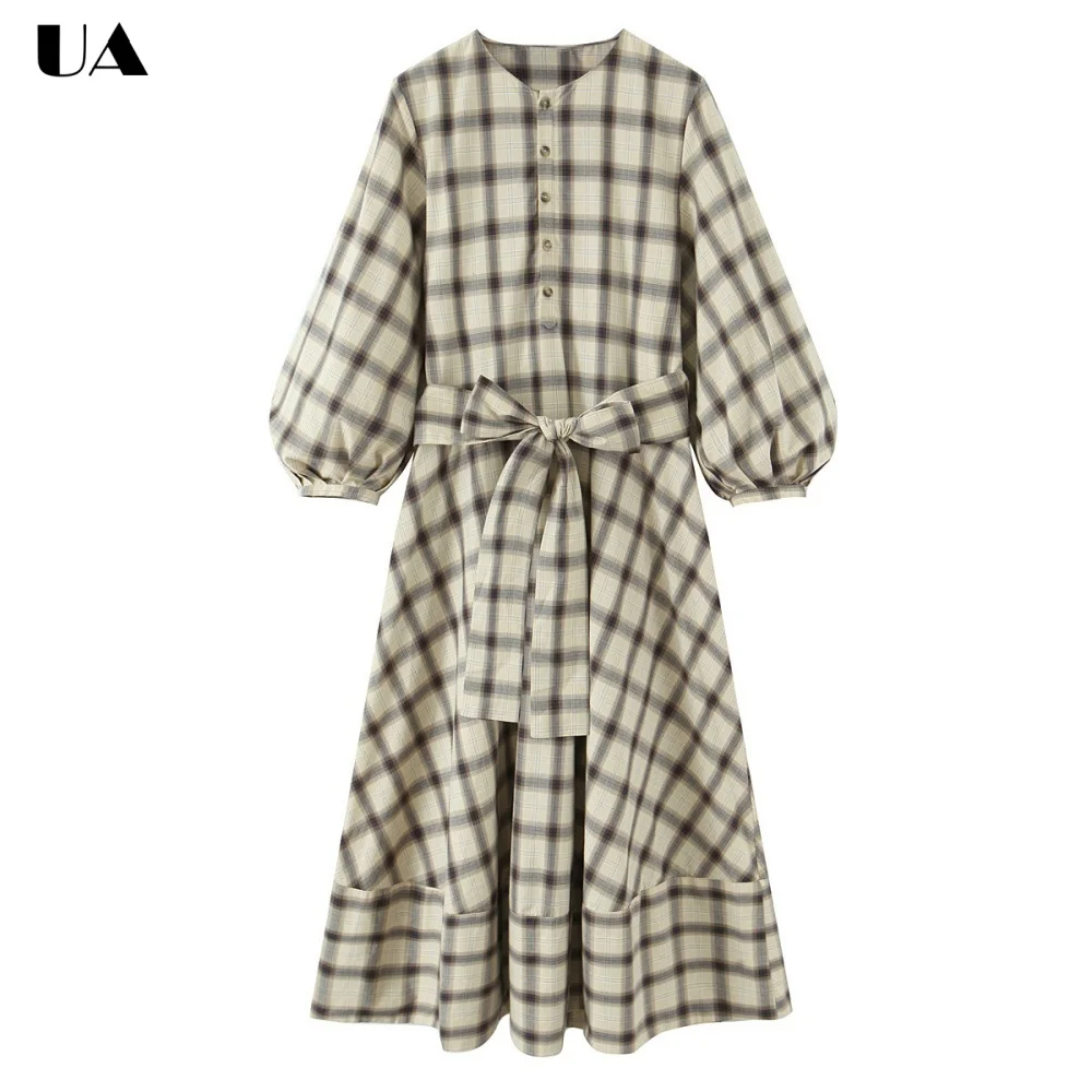 Fashionable A-line O-neck Midi Dress with Long Lantern Sleeves, Elegant Belt Long Dress for Woman, Vacation Style Button Dress
Fashionable A-line O-neck Midi Dress with Long Lantern Sleeves, Elegant Belt Long Dress for Woman, Vacation Style Button Dress