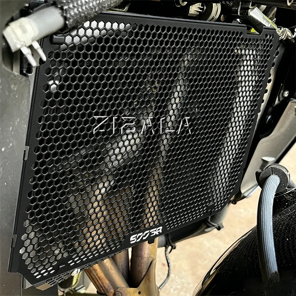FOR ZXMOTO 500RR 500 RR ZX MOTO 2025 2026 2027 Motorcycle Aluminum Radiator Grille Guard Cover Grill Oil Cooler Guard Protector
FOR ZXMOTO 500RR 500 RR ZX MOTO 2025 2026 2027 Motorcycle Aluminum Radiator Grille Guard Cover Grill Oil Cooler Guard Protector