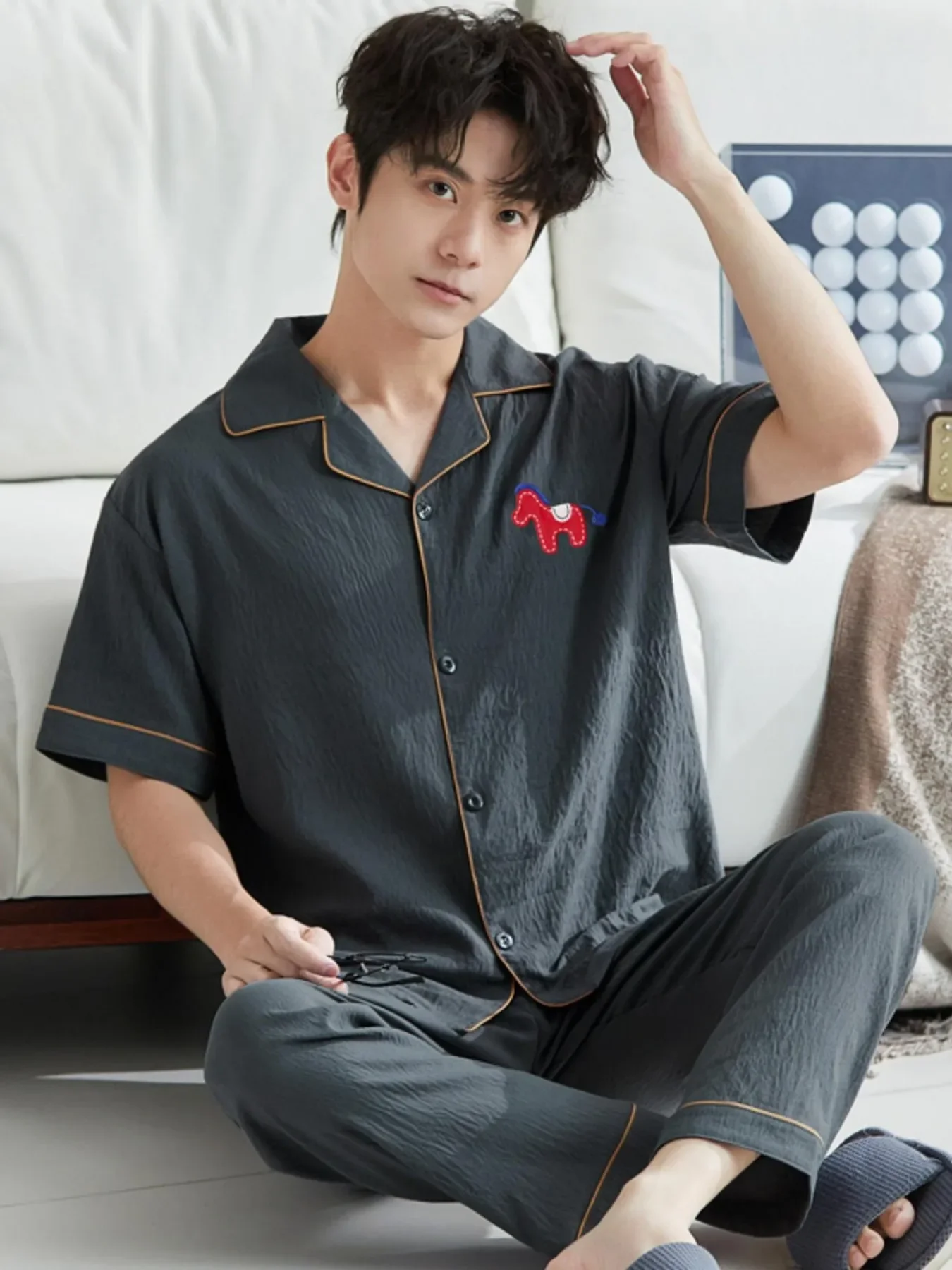 Men's Simple Sleepwear Fashion Casual Pajama Set Short-Sleeve Cardigan and Long Pant Comfort Y2K Trendy Two-piece Set Loungewear
Men's Simple Sleepwear Fashion Casual Pajama Set Short-Sleeve Cardigan and Long Pant Comfort Y2K Trendy Two-piece Set Loungewear