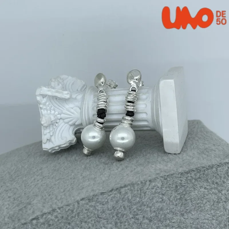 2025 Selling UNO De 50 Earrings, High-quality Silver-plated S925 Jewelry, Party Daily Collocation Leading Fashion Romantic Gift
2025 Selling UNO De 50 Earrings, High-quality Silver-plated S925 Jewelry, Party Daily Collocation Leading Fashion Romantic Gift
