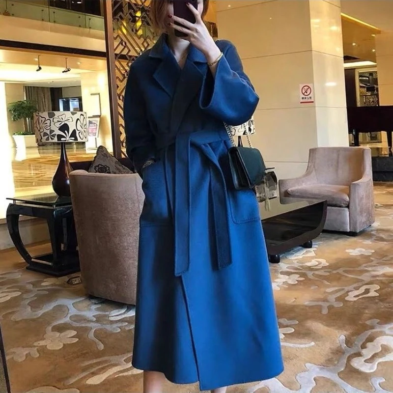 Women's Long High-end Wool Bathrobe Water Ripple Wool Autumn Winter Coat Light Luxury Large Version Double-sided Cashmere Coat
Women's Long High-end Wool Bathrobe Water Ripple Wool Autumn Winter Coat Light Luxury Large Version Double-sided Cashmere Coat