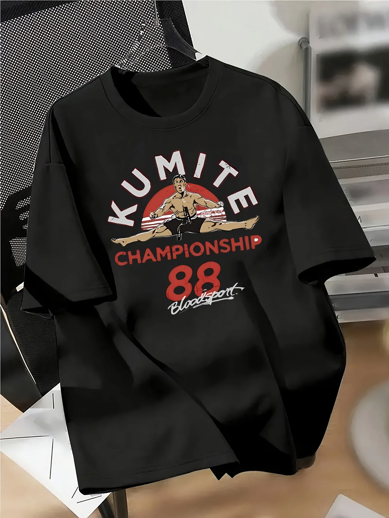 Men's Kumite 89 Graphic T-Shirt - Casual Streetwear Style, Light Gray with Bold "Kumite Championship" Print, Short Sleeve
Men's Kumite 89 Graphic T-Shirt - Casual Streetwear Style, Light Gray with Bold "Kumite Championship" Print, Short Sleeve