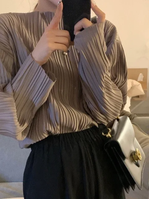 Korean Style Women's Shirt Loose Fit Long Sleeve Folded Design Versatile Fashionable Summer New Arrival Top
Korean Style Women's Shirt Loose Fit Long Sleeve Folded Design Versatile Fashionable Summer New Arrival Top