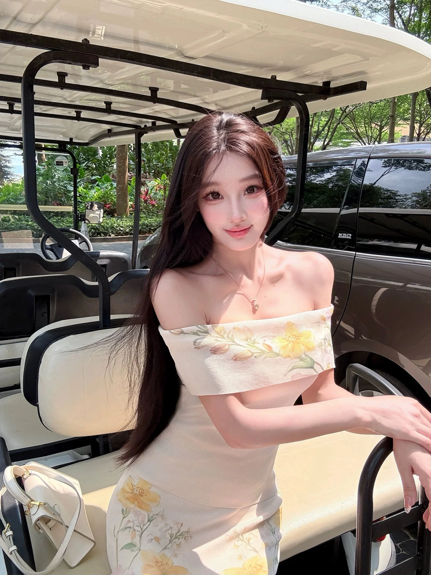 Summer New Pure Desire Knitted Tube Top Slimming Women's A-Line High Waist Bodycon Skirt Set Chic Fashion Ensemble
Summer New Pure Desire Knitted Tube Top Slimming Women's A-Line High Waist Bodycon Skirt Set Chic Fashion Ensemble