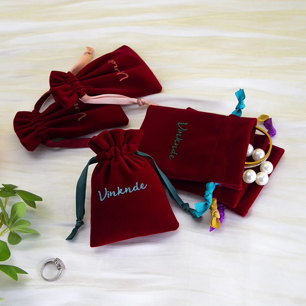 3x4inch Luxury Wine Thick Velvet Pouch With Grosgrain Ribbon Custom Logo Jewelry Drawstring Gift Pouches Bag Bracelete Holder
3x4inch Luxury Wine Thick Velvet Pouch With Grosgrain Ribbon Custom Logo Jewelry Drawstring Gift Pouches Bag Bracelete Holder