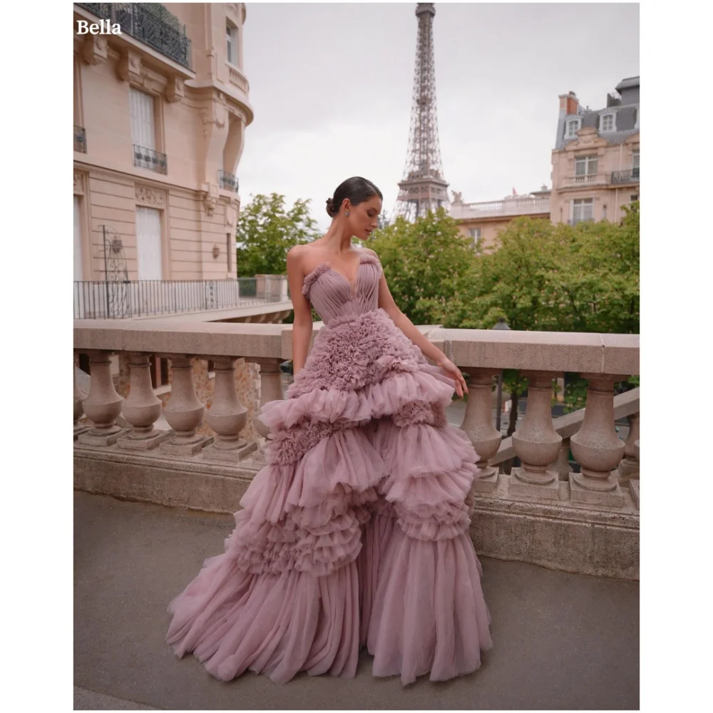 Bella Customize Pink Multi-Layered Ball Gown robes de soirée Mesh Fabric Strapless Prom Dresses Floor-Length Wedding Dress 2025
Bella Customize Pink Multi-Layered Ball Gown robes de soirée Mesh Fabric Strapless Prom Dresses Floor-Length Wedding Dress 2025