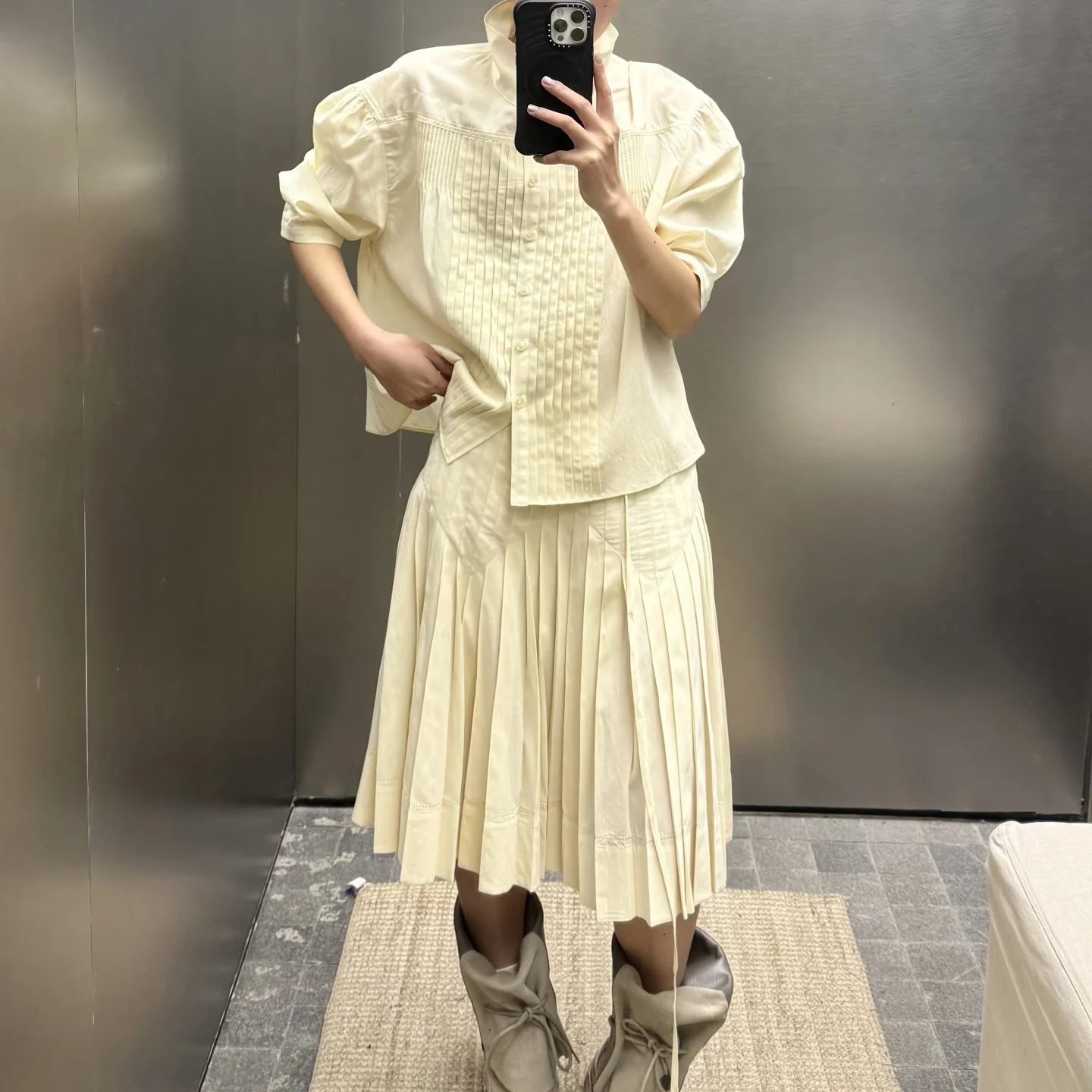 Quality LC Bowtie Pleated Midi Skirt Single Button Shirt Top Vintage Style Loose Fit Pure Cotton Breathable Spring New Arrival
Quality LC Bowtie Pleated Midi Skirt Single Button Shirt Top Vintage Style Loose Fit Pure Cotton Breathable Spring New Arrival