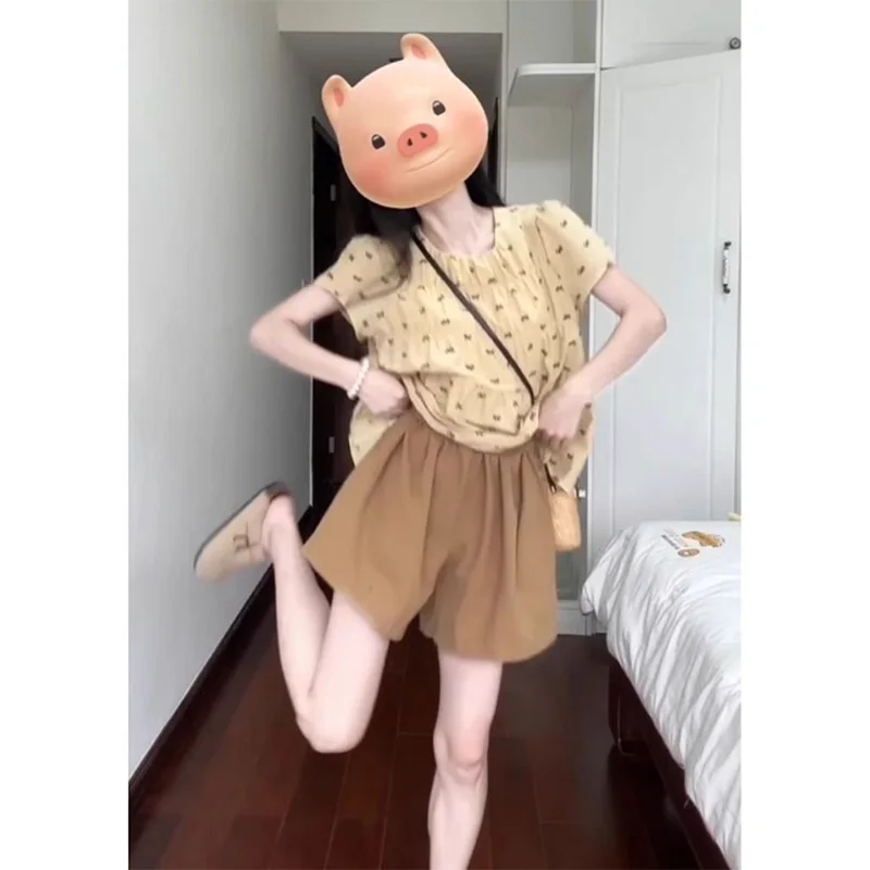 Female Summer Korean Fashion Printing Contrasting Colors O-neck Women Clothes Simplicity All-match Appear Thin Tops Two-piece Se
Female Summer Korean Fashion Printing Contrasting Colors O-neck Women Clothes Simplicity All-match Appear Thin Tops Two-piece Se