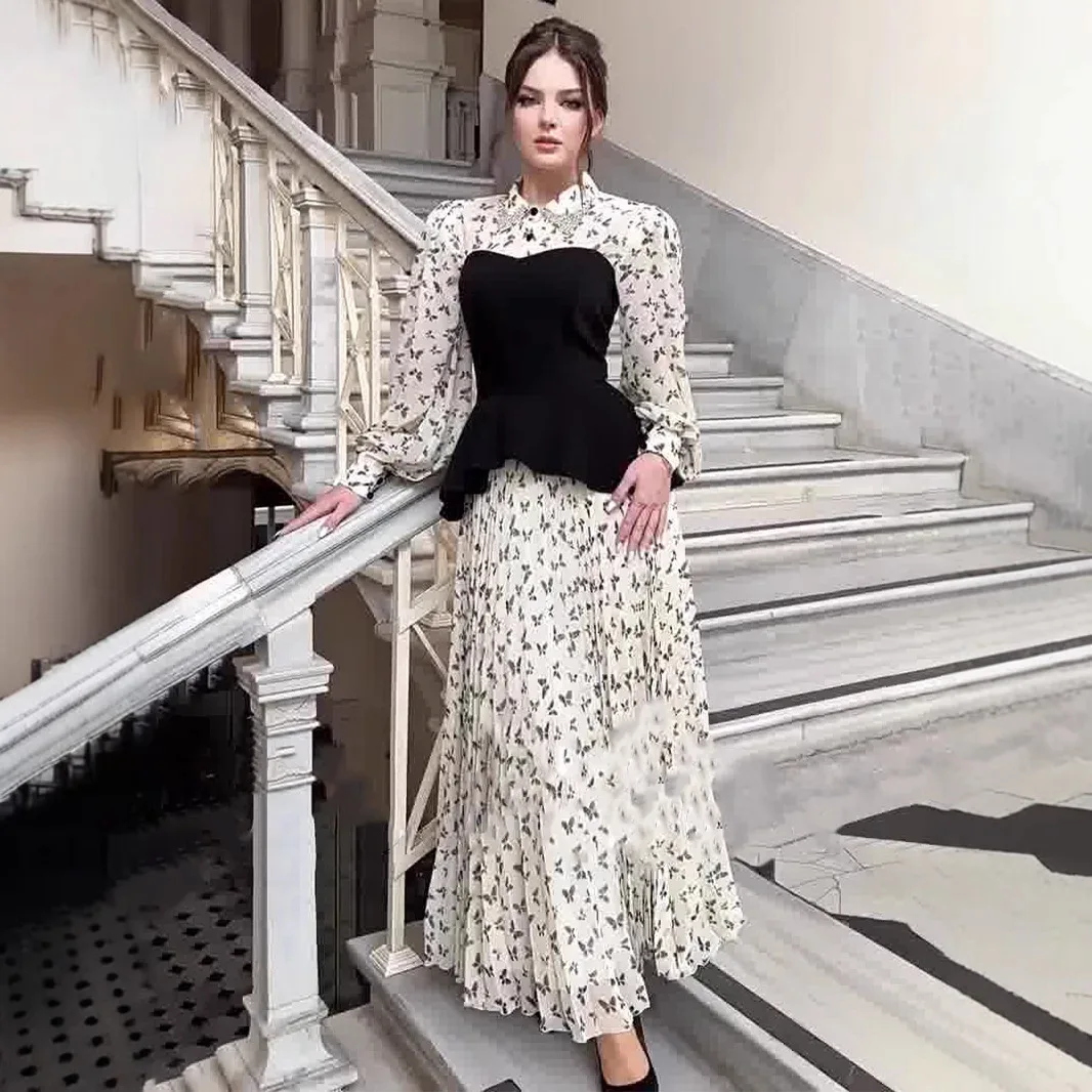 2026 European and American new rhinestone patchwork dress with elegant temperament long skirt
2026 European and American new rhinestone patchwork dress with elegant temperament long skirt