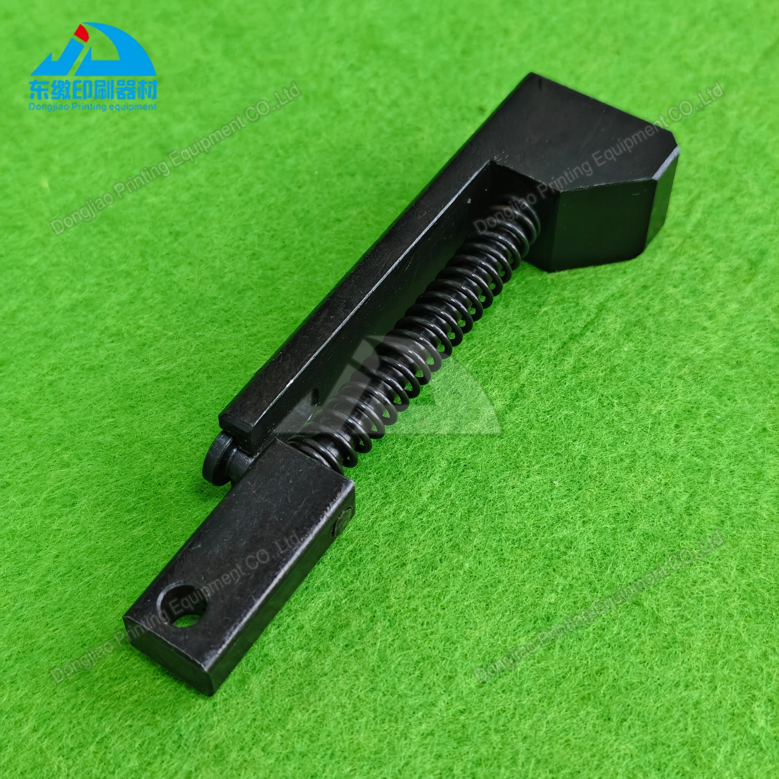 MV.016.177 Удерживающая пара ролика защелки для запасных частей печатного оборудования Heidelberg SM74 Удерживающая пара ролика защелки
MV.016.177 Удерживающая пара ролика защелки для запасных частей печатного оборудования Heidelberg SM74 Удерживающая пара ролика защелки