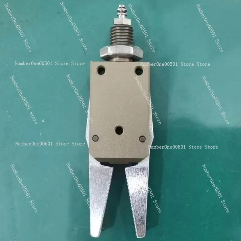 Manipulator Clamp Mini Clamp SKJ-EM-12-C/ES-08/EX-20-C Nozzle Clamp
Manipulator Clamp Mini Clamp SKJ-EM-12-C/ES-08/EX-20-C Nozzle Clamp