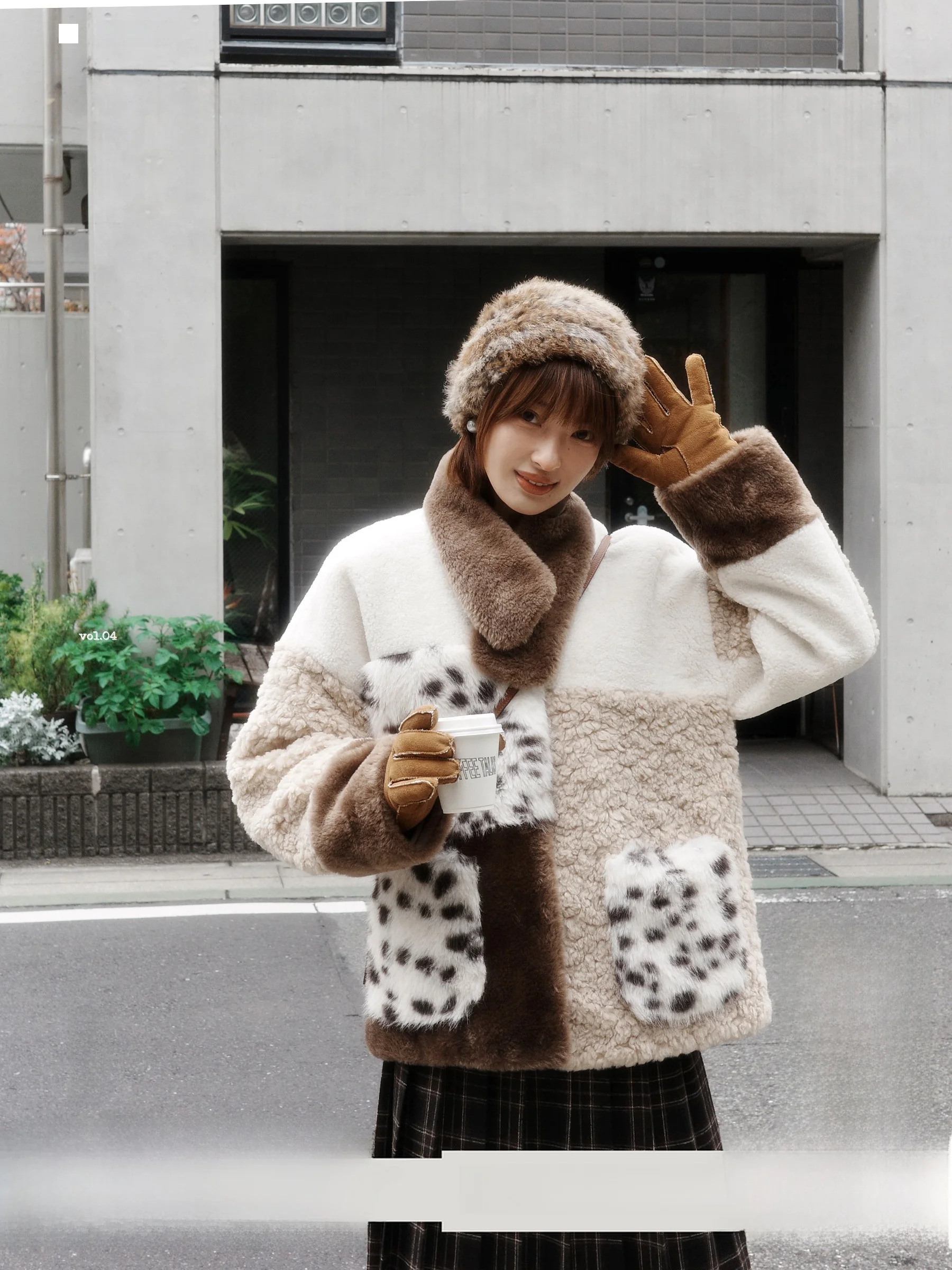 Асимметричное сращивание или Jaet Мех ягненка Бархат Свободная рабочая комната Белый эскиз Маленький размер Ретро Sle круглый Ne Thiened Poly...
Асимметричное сращивание или Jaet Мех ягненка Бархат Свободная рабочая комната Белый эскиз Маленький размер Ретро Sle круглый Ne Thiened Poly...