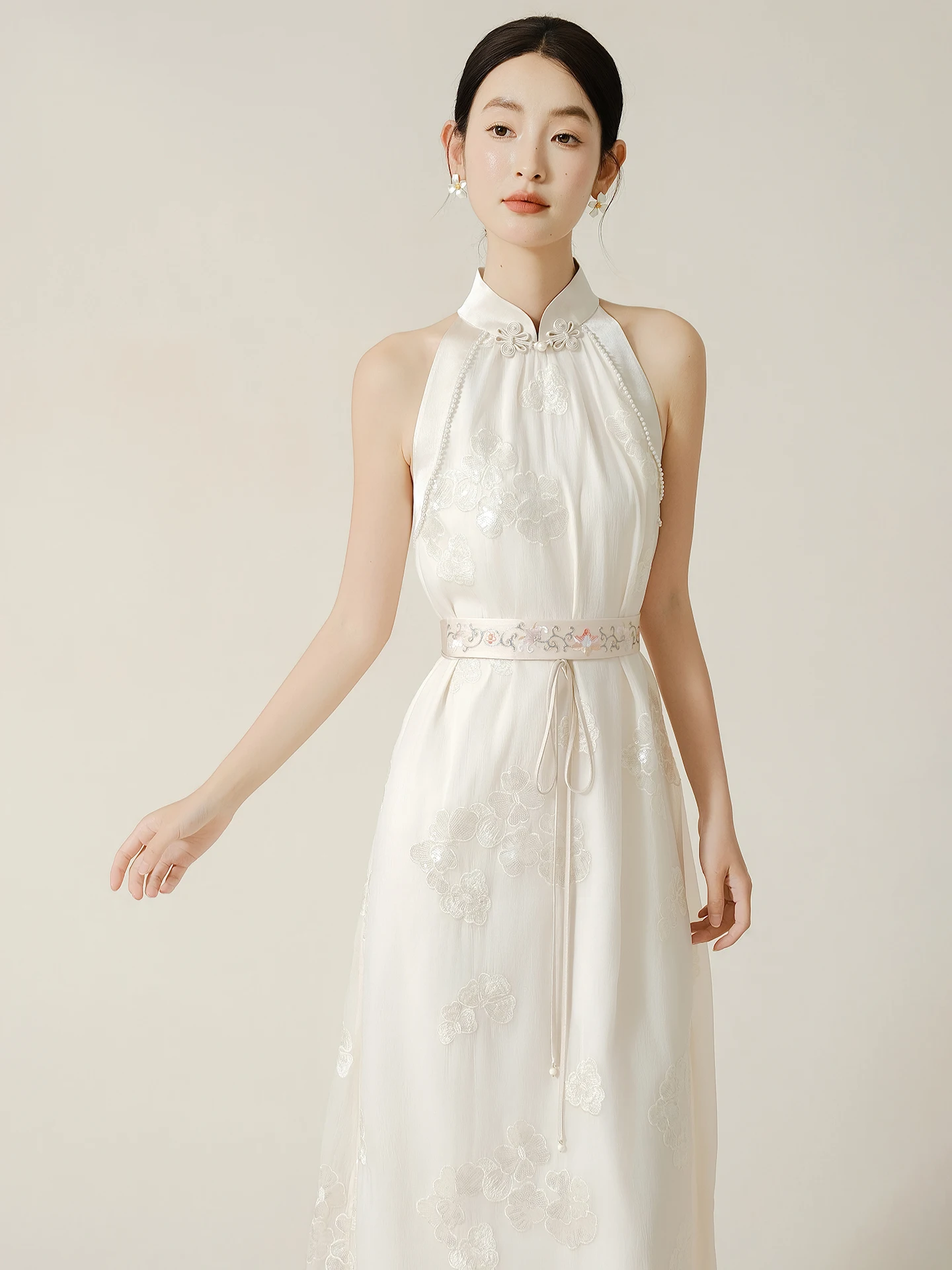 ibai White Improved Dr Ne Висячая вышивка на талии Inward Женская церемония Dr Новый китайский фарфор Sle
ibai White Improved Dr Ne Висячая вышивка на талии Inward Женская церемония Dr Новый китайский фарфор Sle