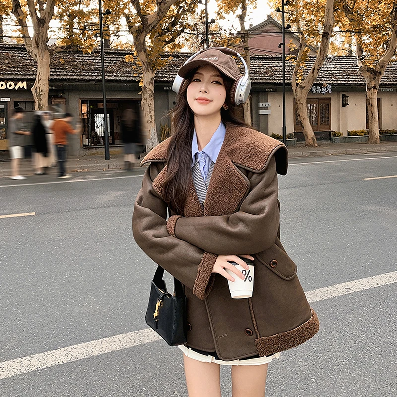 Sweet Hot Girl Casual Lamb Wool Coat Women's Winter Thick Turn-down Collar Sueded Double-sided Fur Coat Fashion Female Clothes
Sweet Hot Girl Casual Lamb Wool Coat Women's Winter Thick Turn-down Collar Sueded Double-sided Fur Coat Fashion Female Clothes
