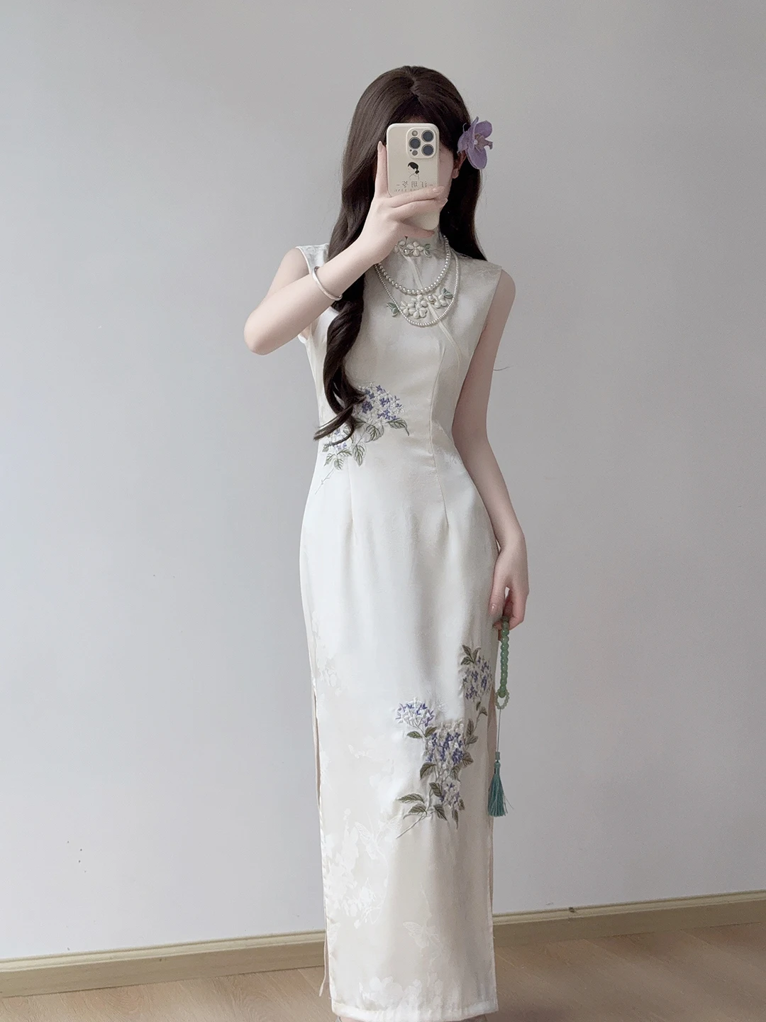 Ting Yue Ling Elegant White New Chinese Style Engagement Morning Robe for Young Women Low Slit Long
Ting Yue Ling Elegant White New Chinese Style Engagement Morning Robe for Young Women Low Slit Long