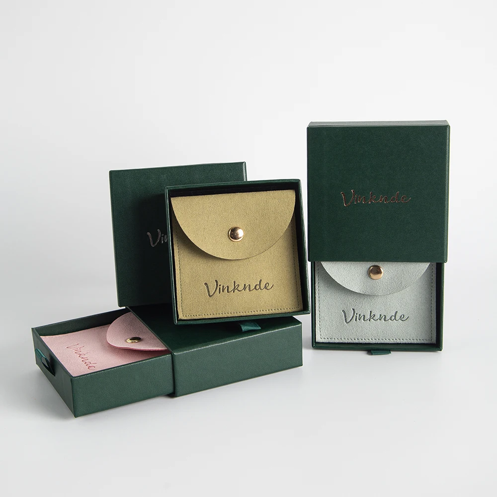 Custom Logo 7x7x1.7cm Dark green Luxury Jewelry Packaging Slide Drawer Paper Box with Microfiber Snap Bag Multi Jewelry Storage
Custom Logo 7x7x1.7cm Dark green Luxury Jewelry Packaging Slide Drawer Paper Box with Microfiber Snap Bag Multi Jewelry Storage